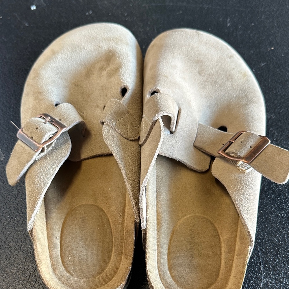 Womens Tan Suede Sandals